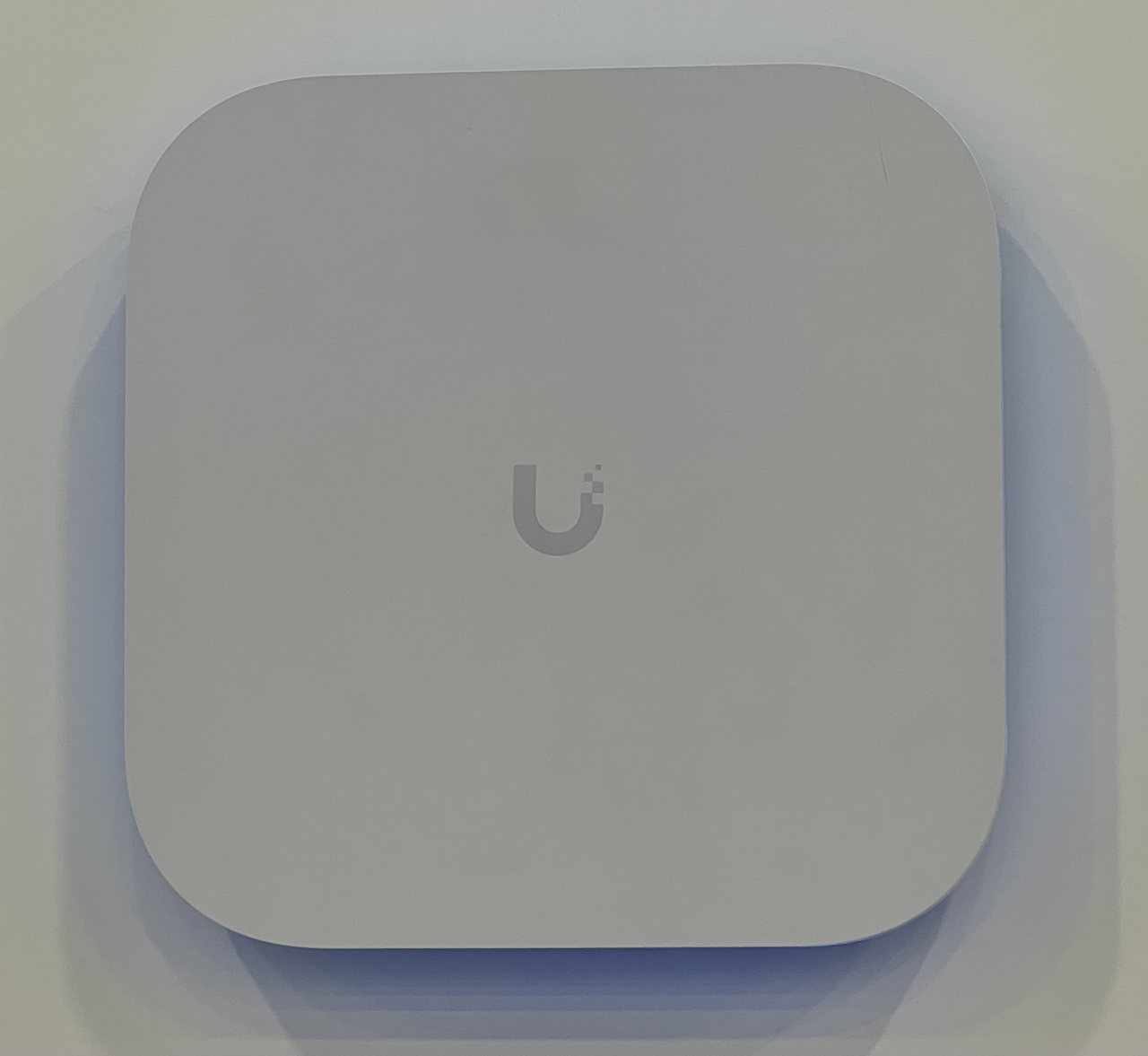 Ubiquiti UniFi E7 Wi-Fi 7 access point